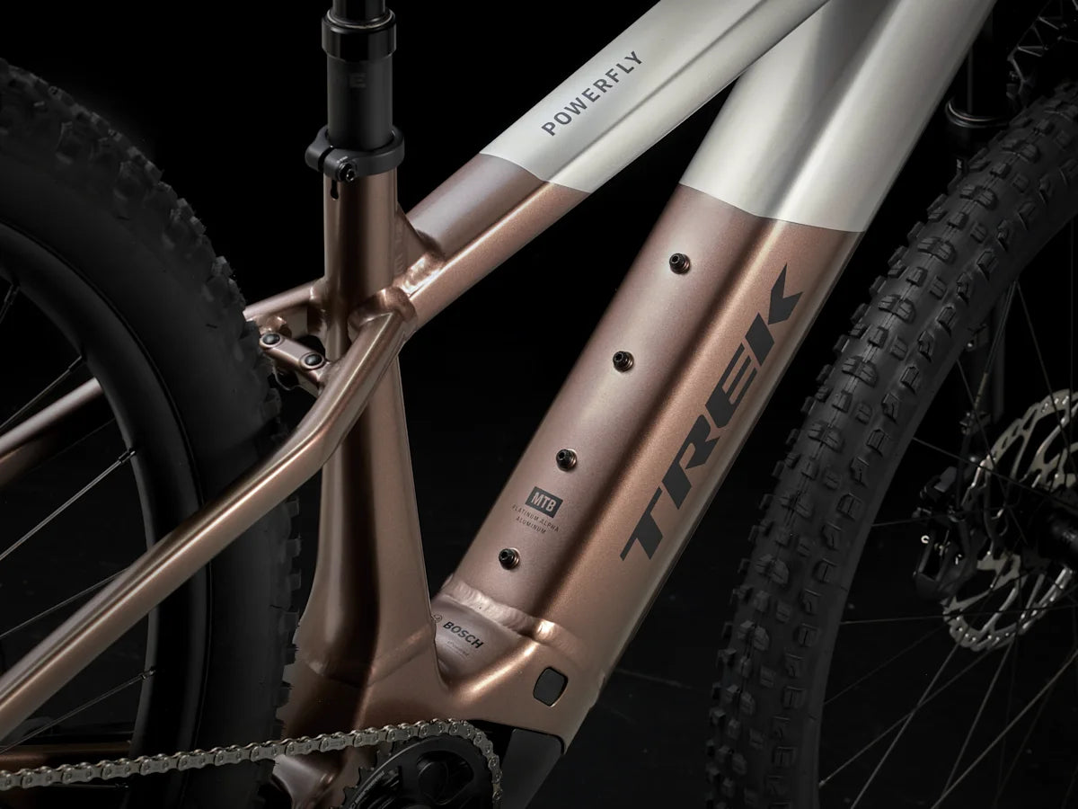 Trek Powerfly+ 8 800wh sähkömaastopyörä keskiöalue yksityiskohta